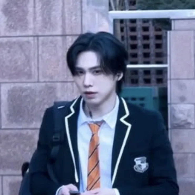 A moment captured by Rocky's fan