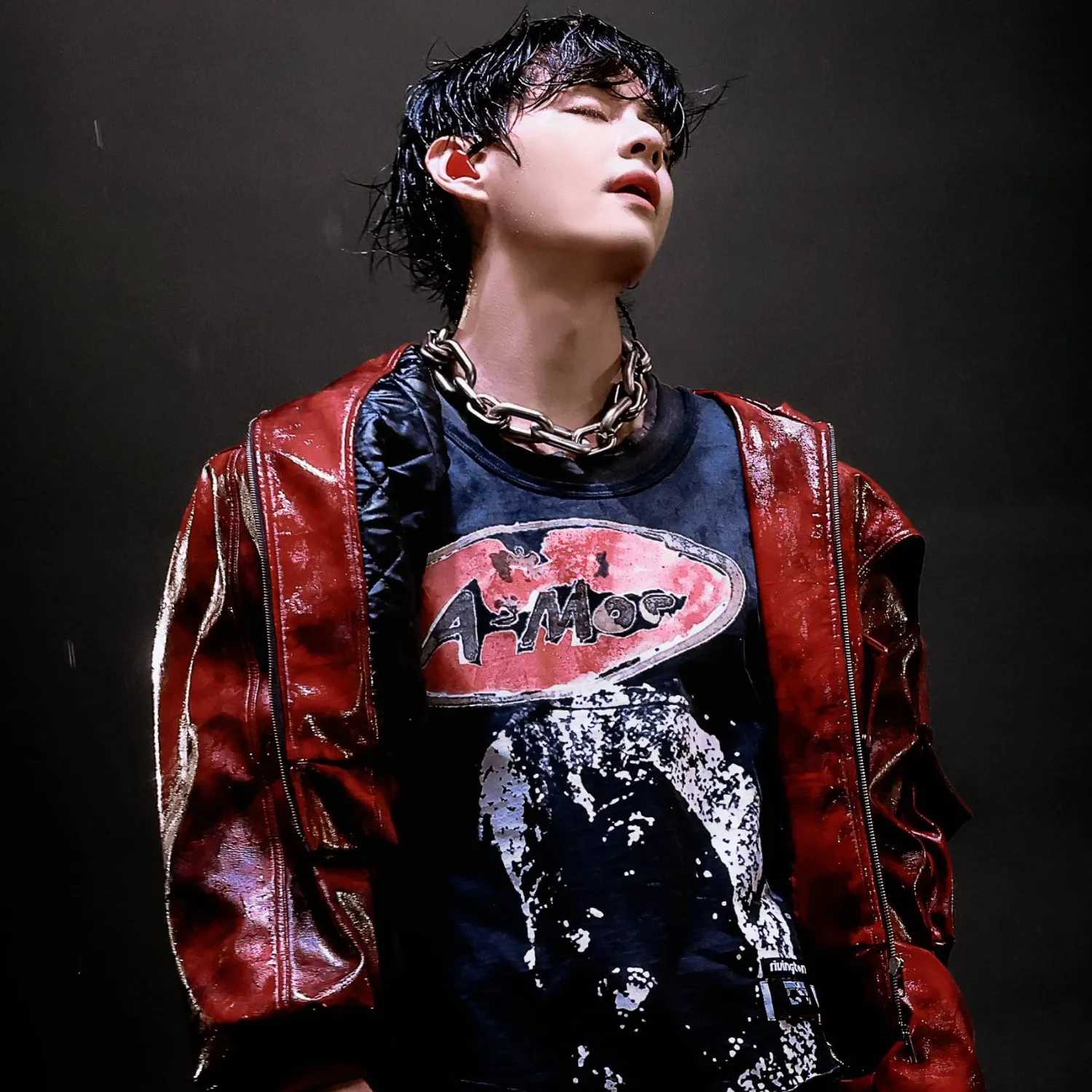 Latest photo of V (BTS)