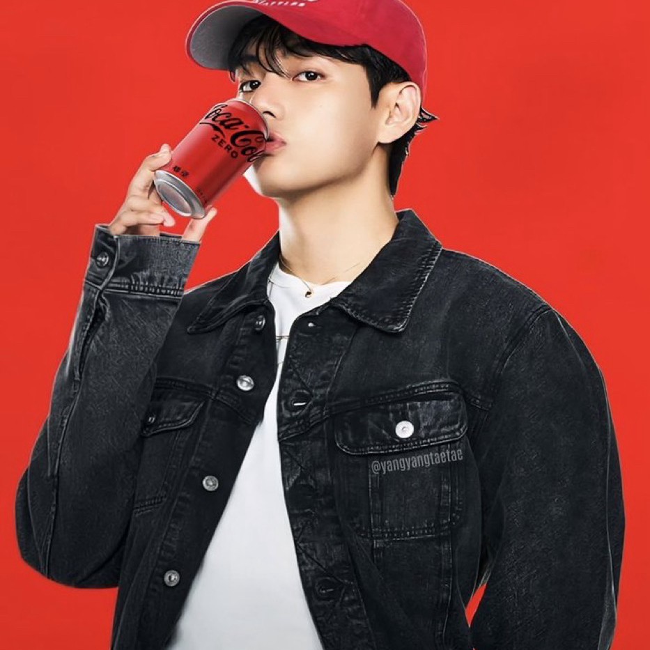 V (防彈少年團)粉絲拍下的瞬間