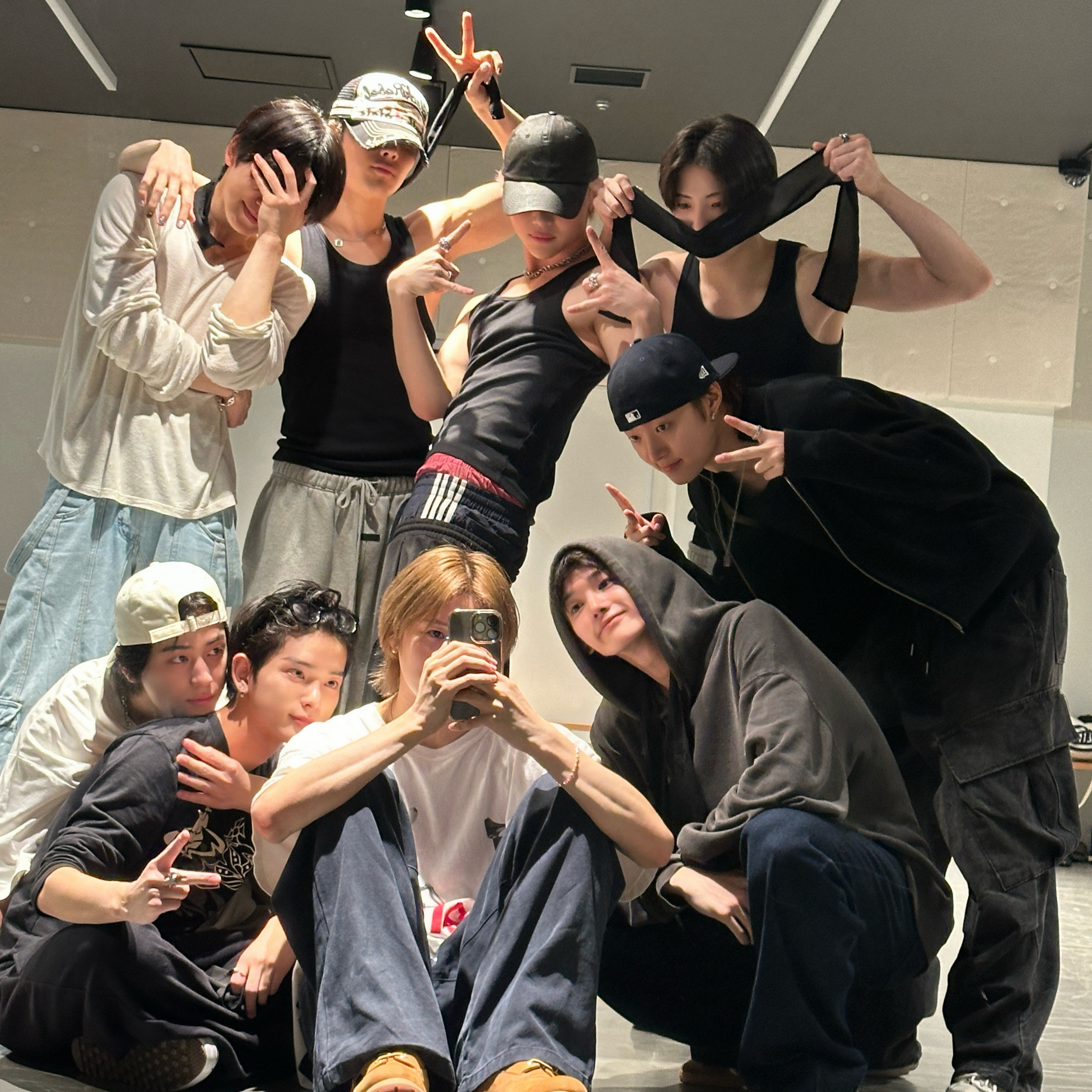 EJ (&TEAM)的最新活动照片