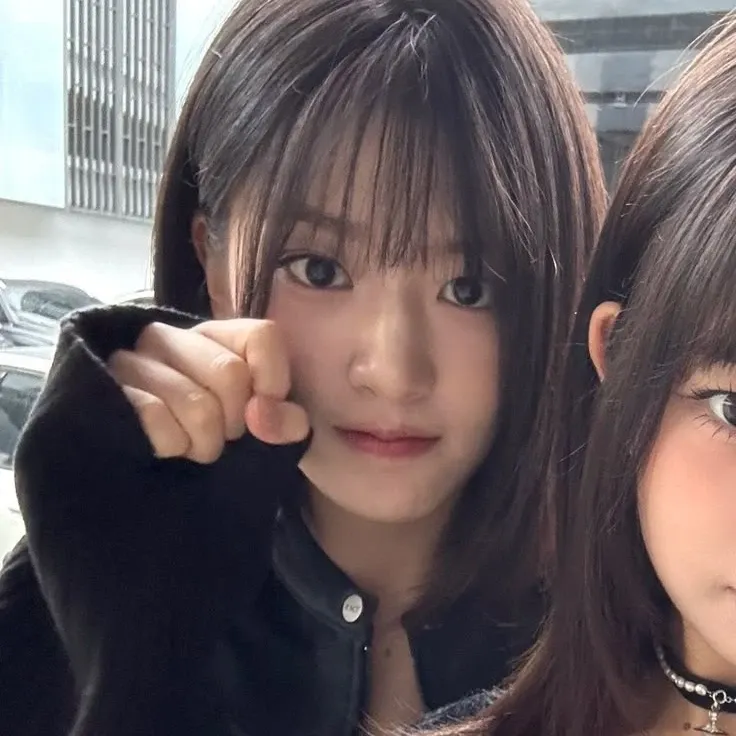 Latest photo of An Yujin (IVE)