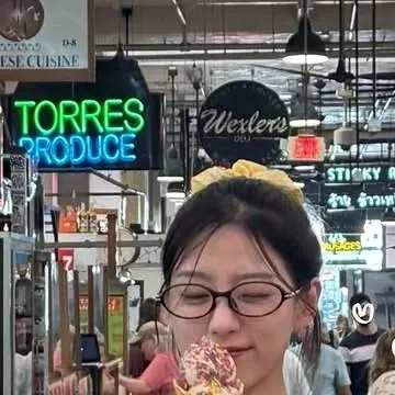 Recent activity shot of Jeong Yein (Lovelyz)