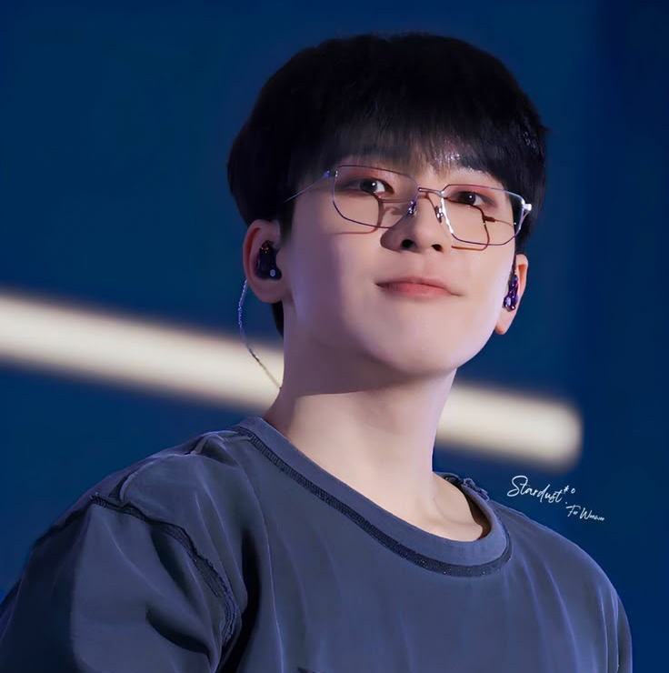 Behind-the-scenes cut of Wonwoo (SEVENTEEN)