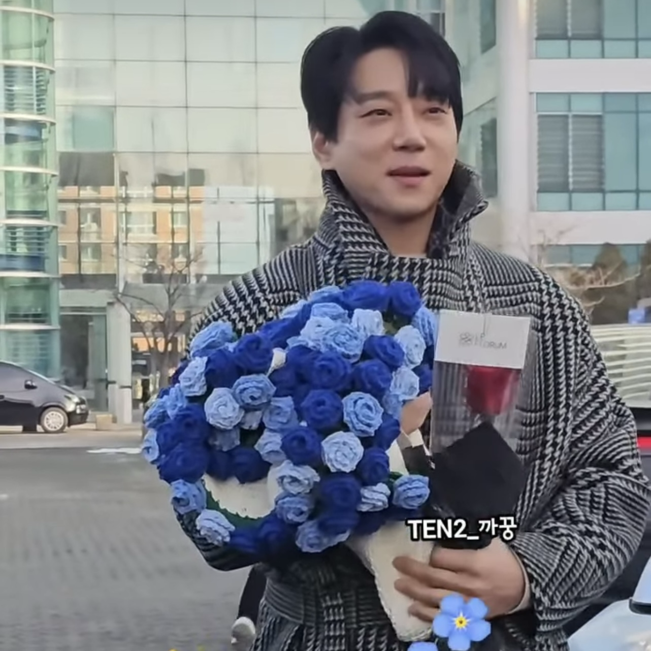 A moment captured by Hwang Chiyeol's fan