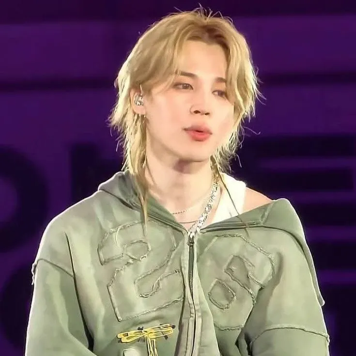 Foto aktivitas terbaru Jimin (BTS)
