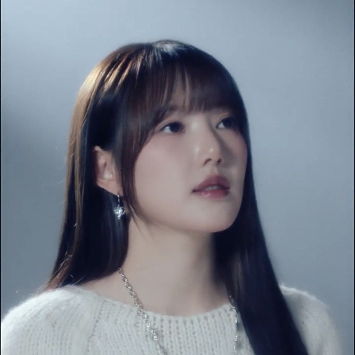 Latest photo of Yerin (GFRIEND)