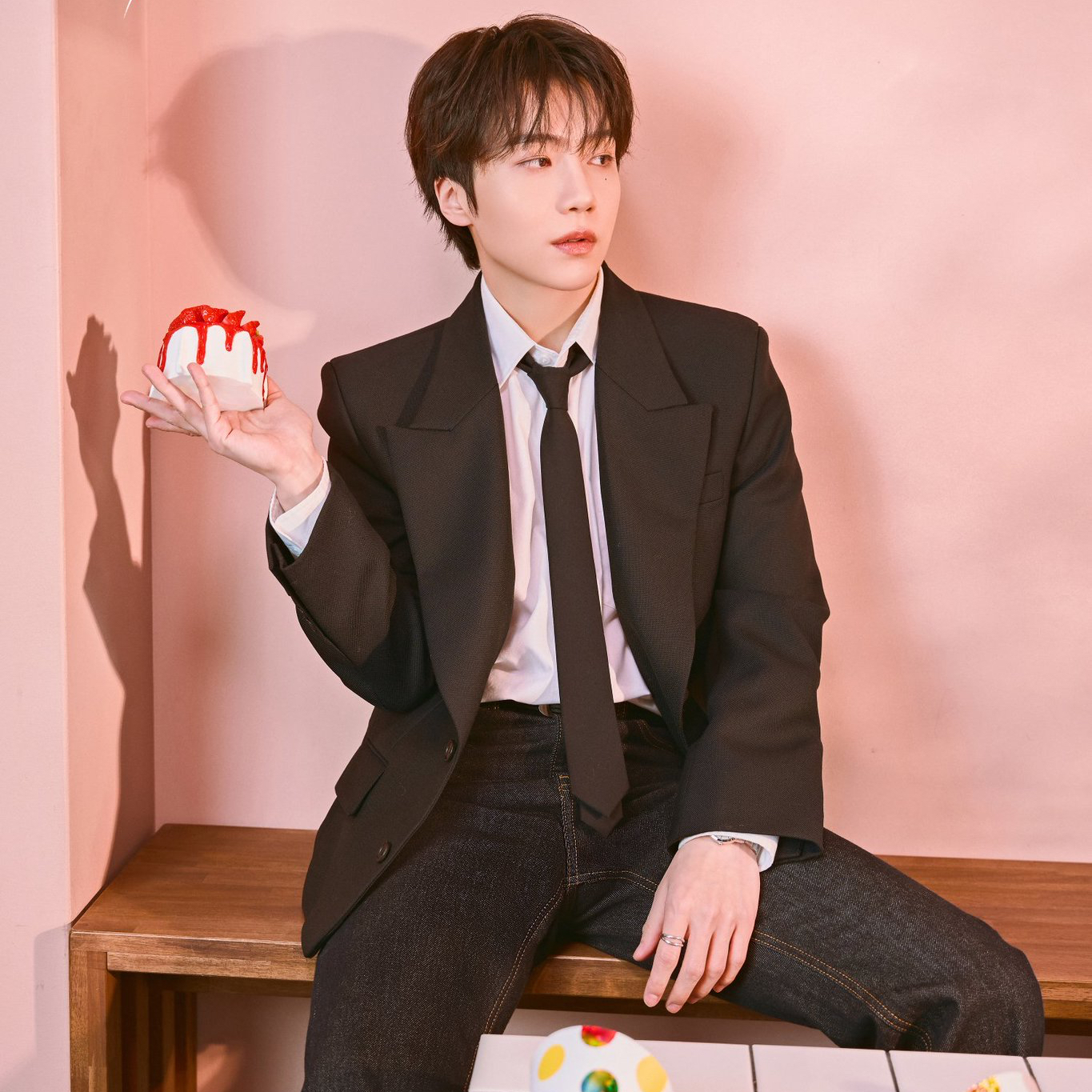 A moment captured by PENTAGON's fan