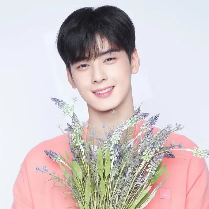 A moment captured by Eunwoo (ASTRO)'s fan