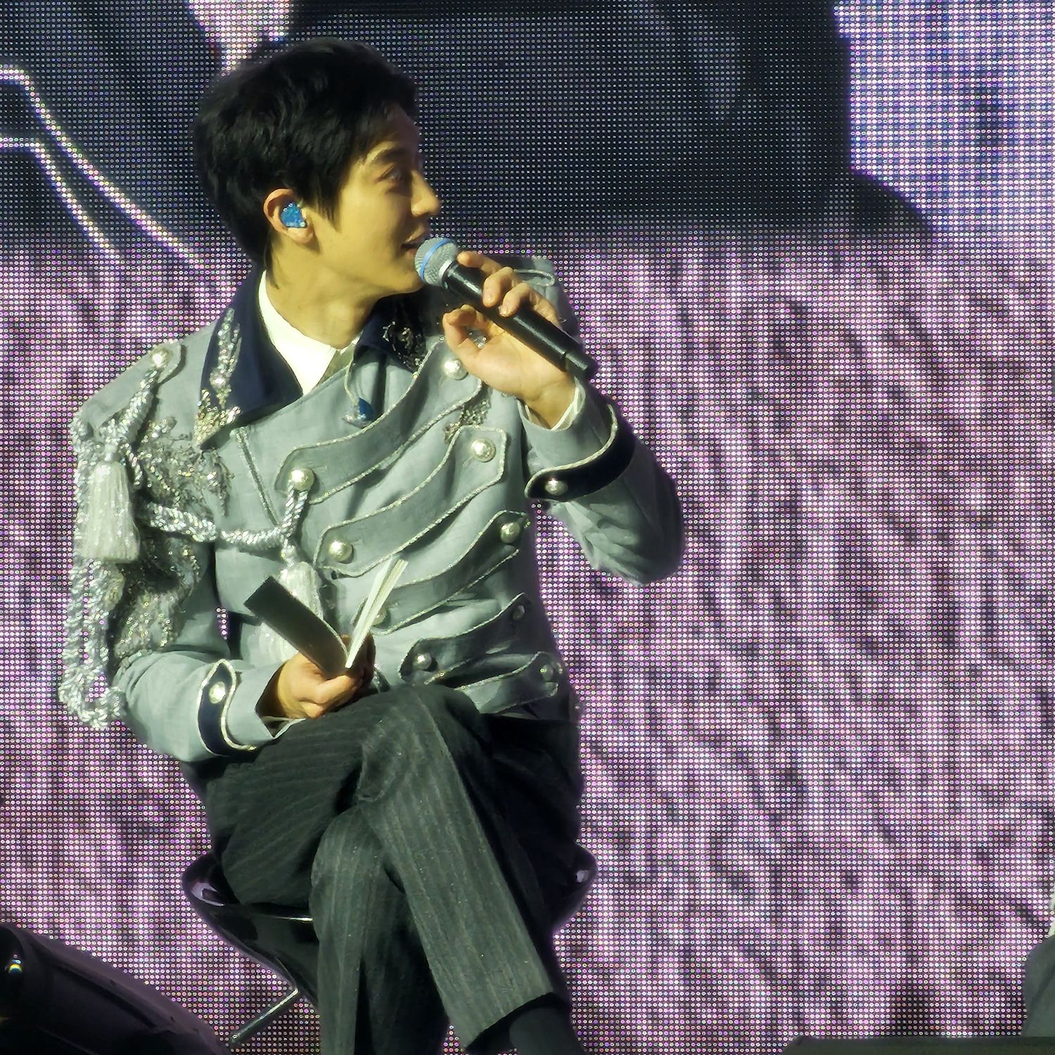 燦烈 (EXO)的最新照片