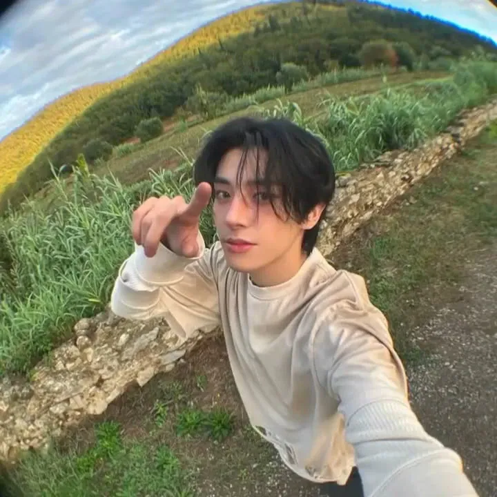 Behind-the-scenes cut of Jake (ENHYPEN)