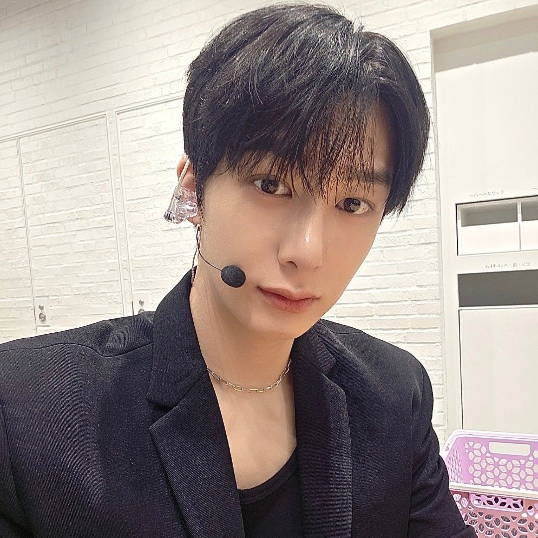 亨元 (MONSTA X)的最新照片