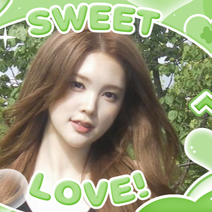 A moment captured by A-na (Hearts2Hearts)'s fan