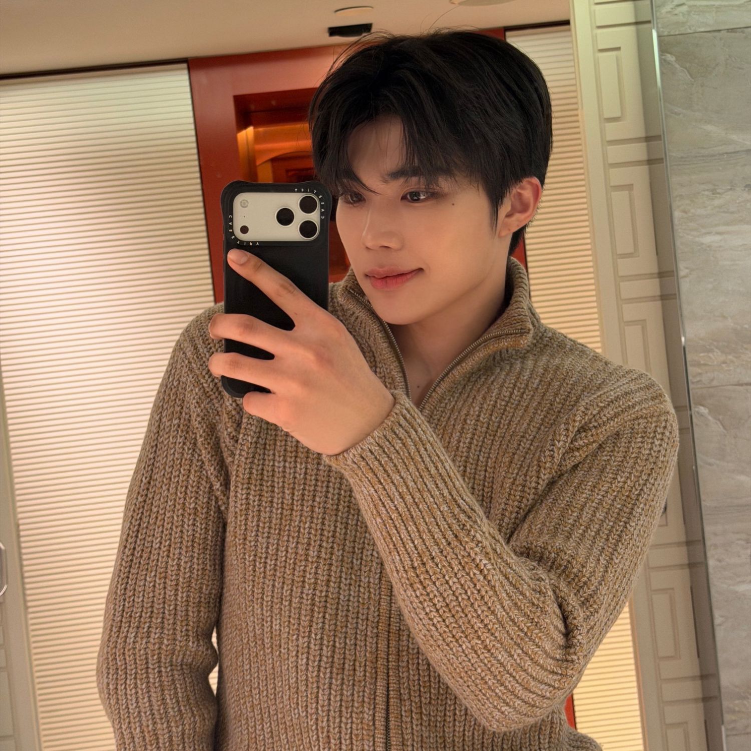 Foto terbaru Park Gunwook (ZEROBASEONE)