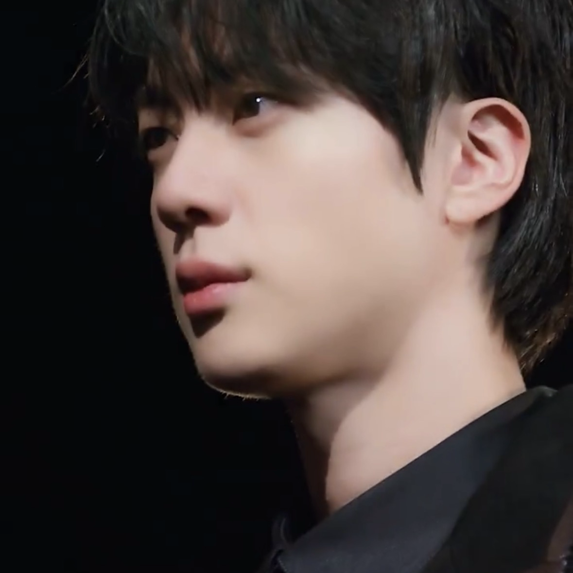 진 (방탄소년단)의 비하인드 컷