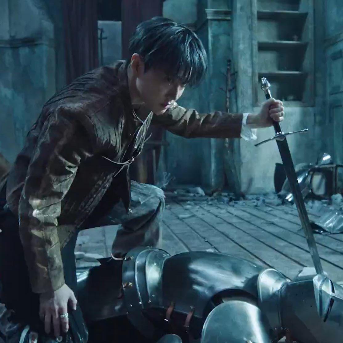 Latest photo of Suho (EXO)