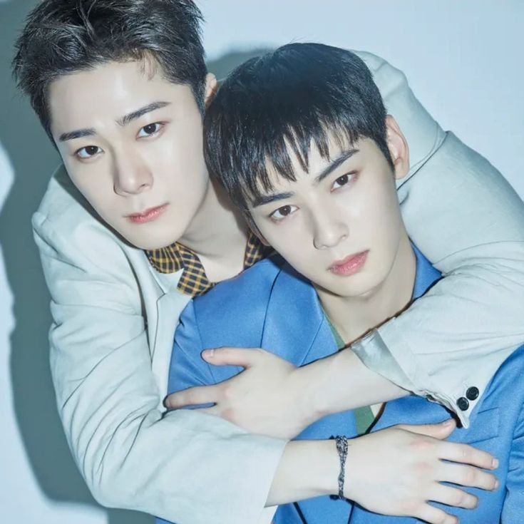 Latest photo of Moonbin (ASTRO)