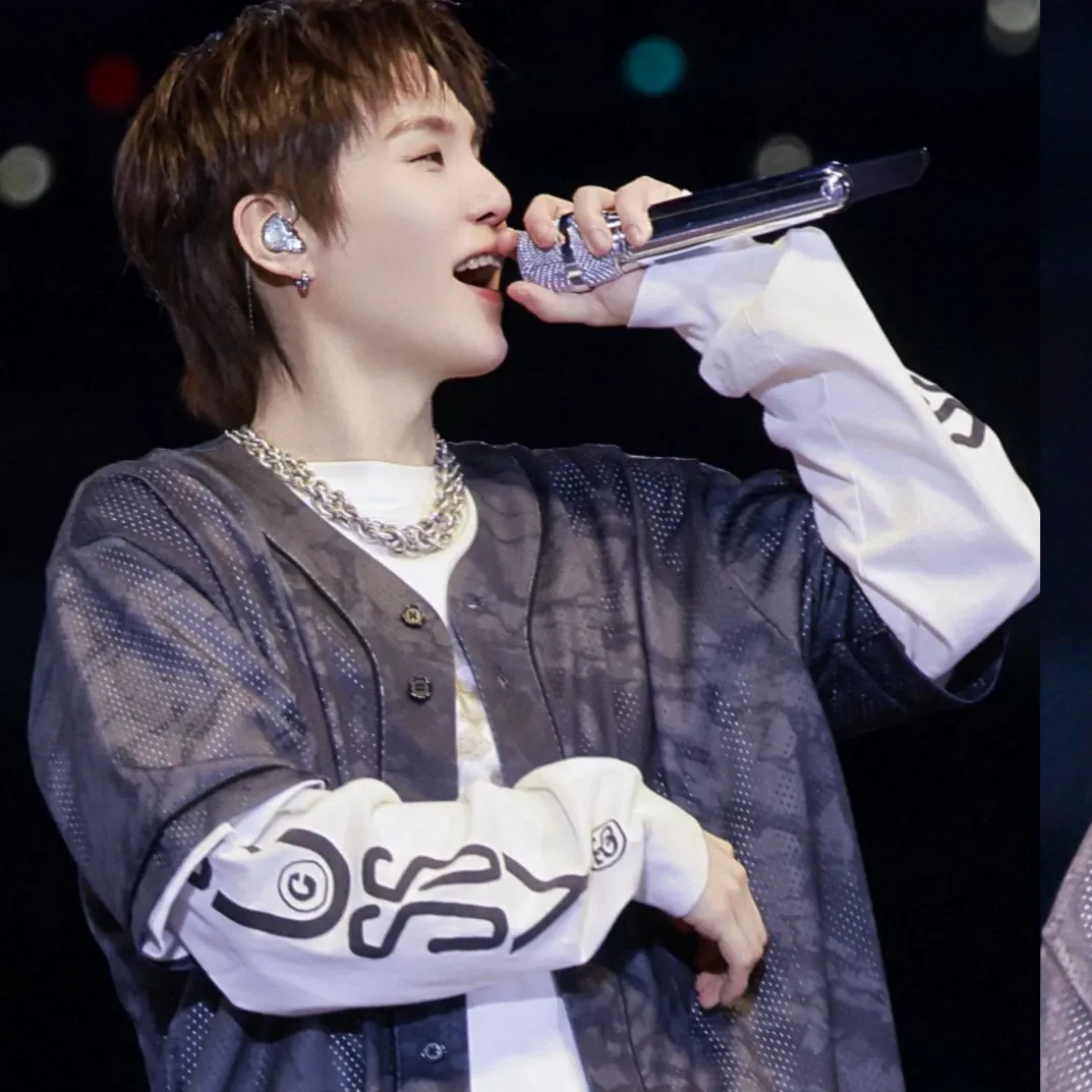 A moment captured by SUGA (BTS)'s fan