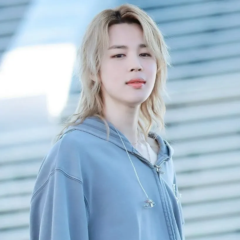 Foto aktivitas terbaru Jimin (BTS)