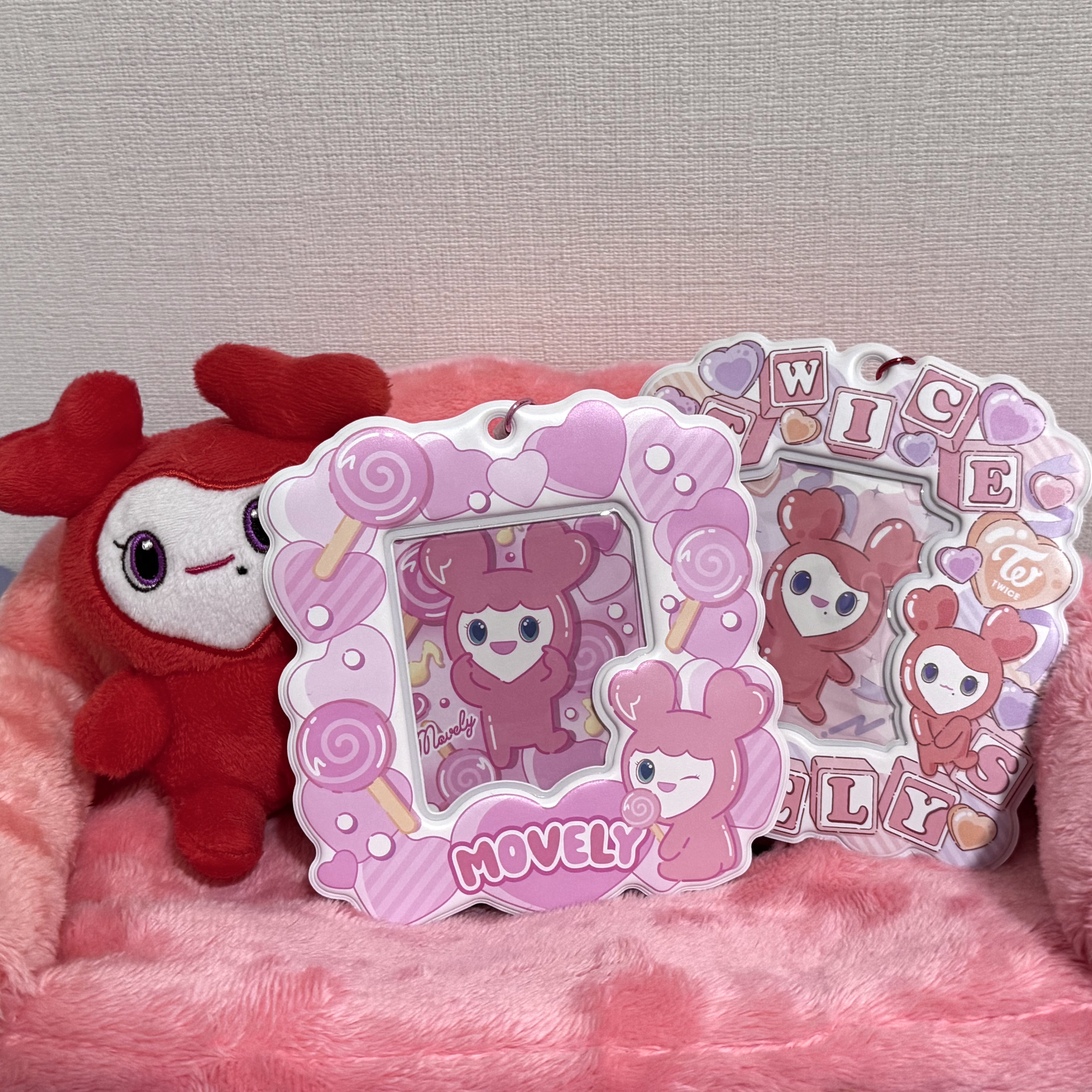 Recent activity shot of Chaeyoung (TWICE)