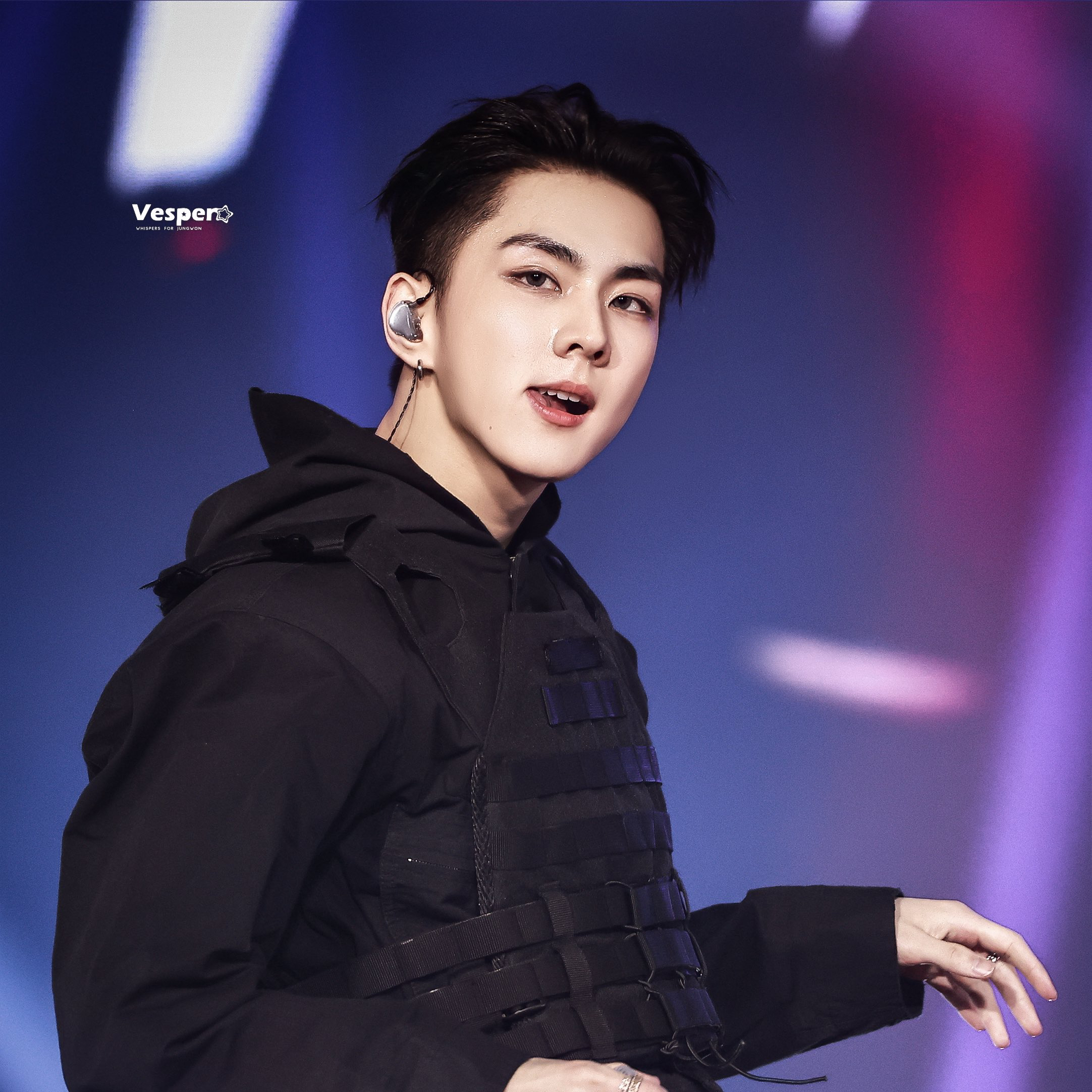 A moment captured by Jungwon (ENHYPEN)'s fan