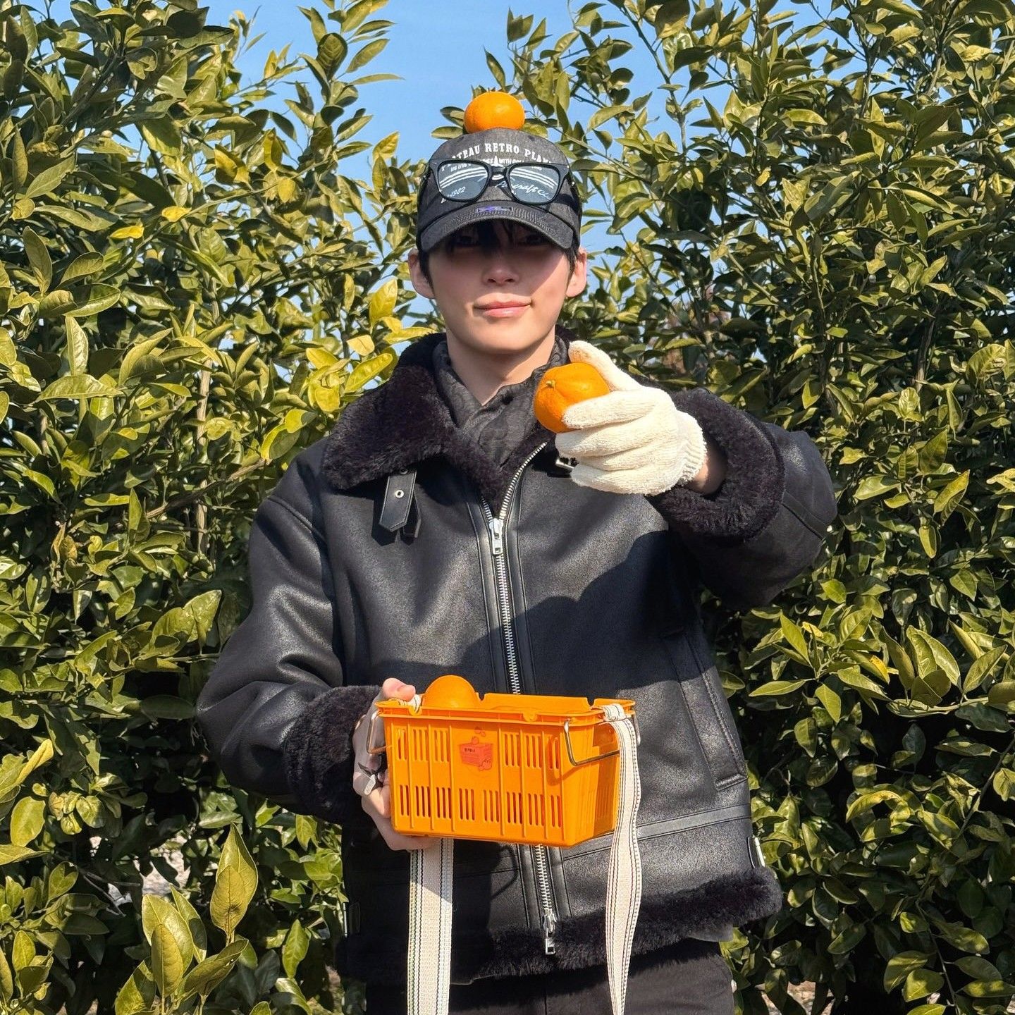 Behind-the-scenes cut of Sung Hanbin (ZEROBASEONE)