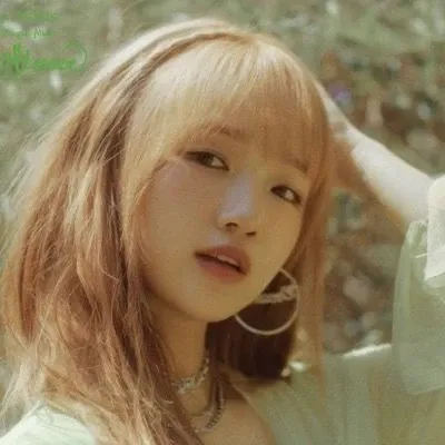 Latest photo of Choi Yoojung (I.O.I)