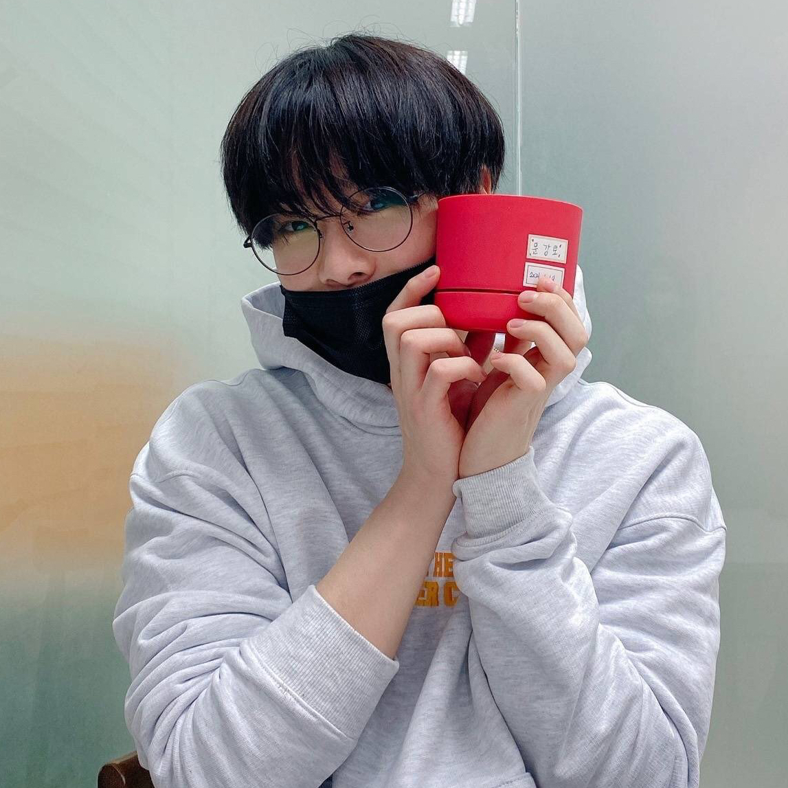 A moment captured by Moonbin (ASTRO)'s fan