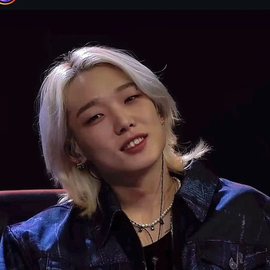 Recent activity shot of BOBBY (iKON)