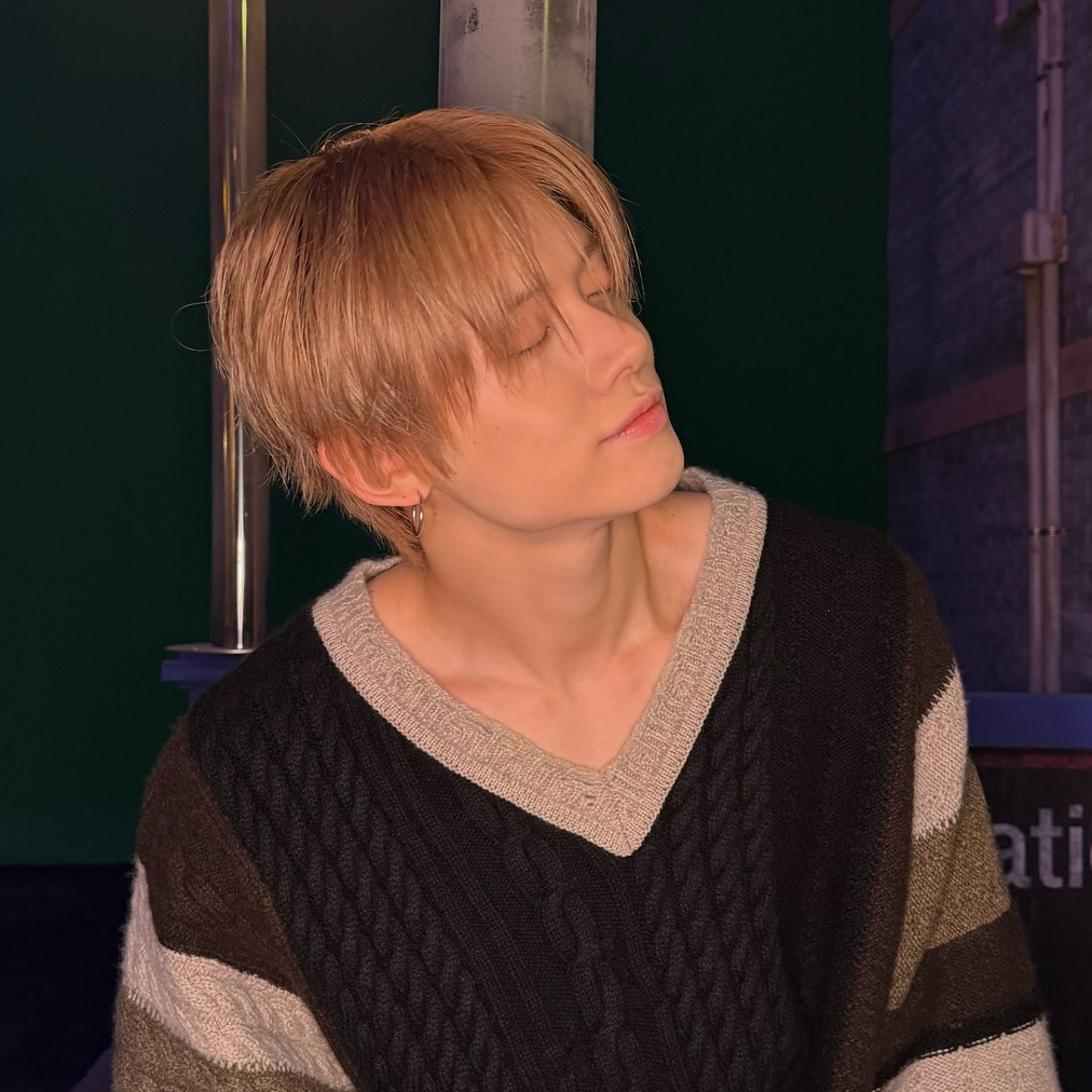 Foto terbaru Yeonjun (TOMORROW X TOGETHER)