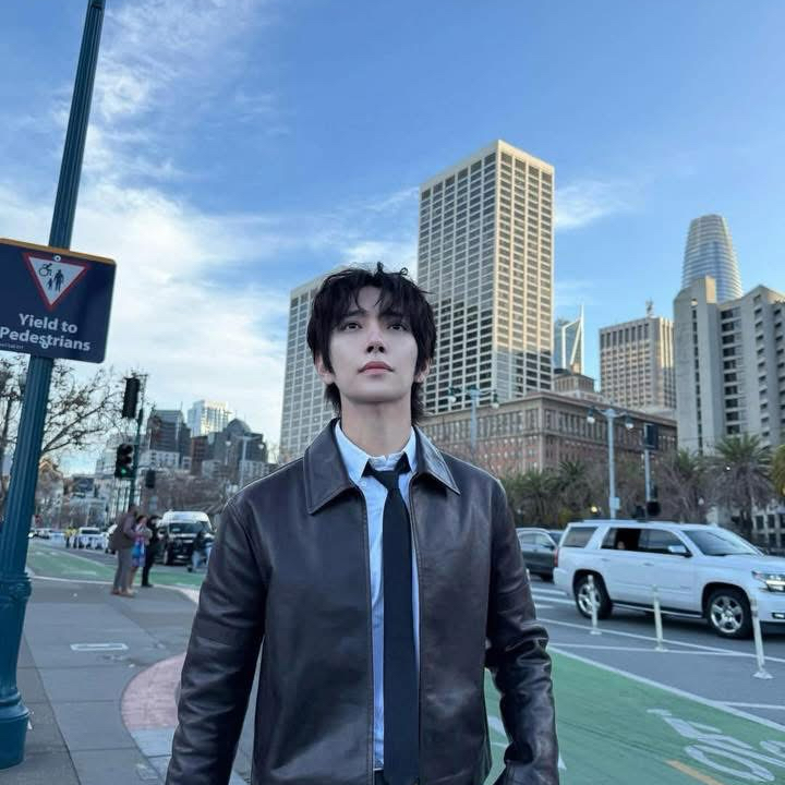 Recent activity shot of Joshua (SEVENTEEN)