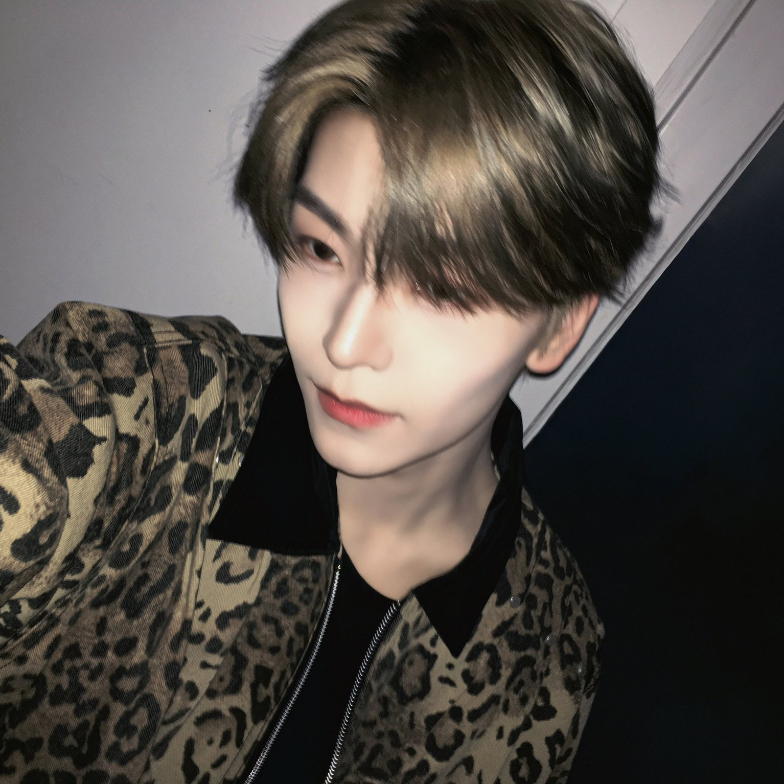 A moment captured by He Xinlong (ALPHA DRIVE ONE)'s fan