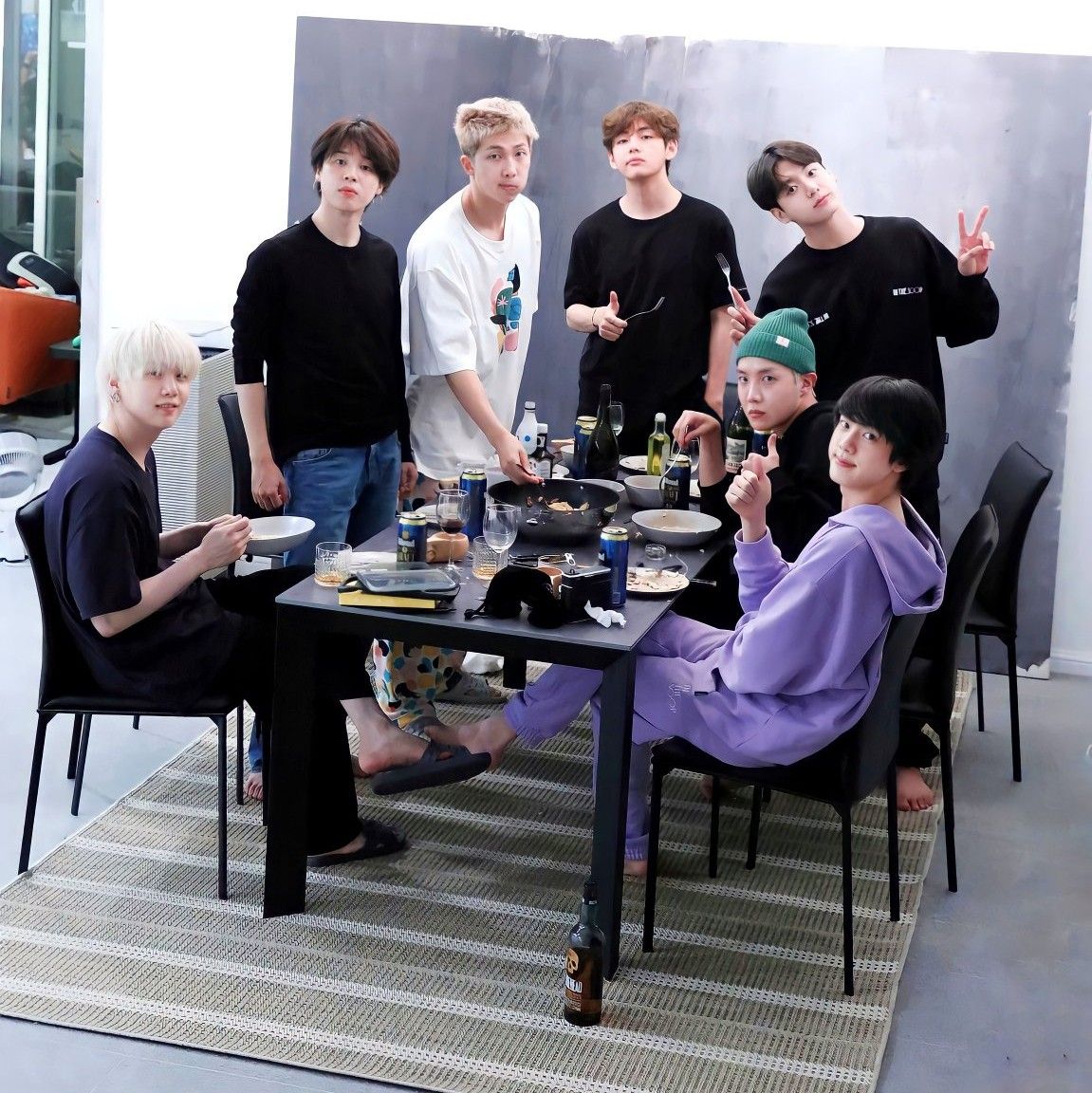 Potret di balik layar BTS