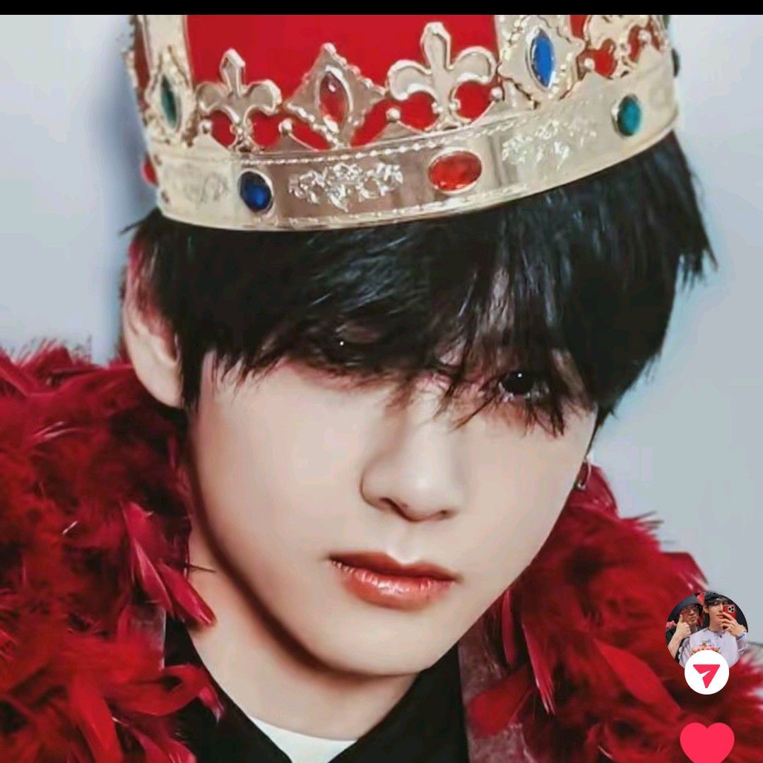 뷔 (방탄소년단)의 최신 사진