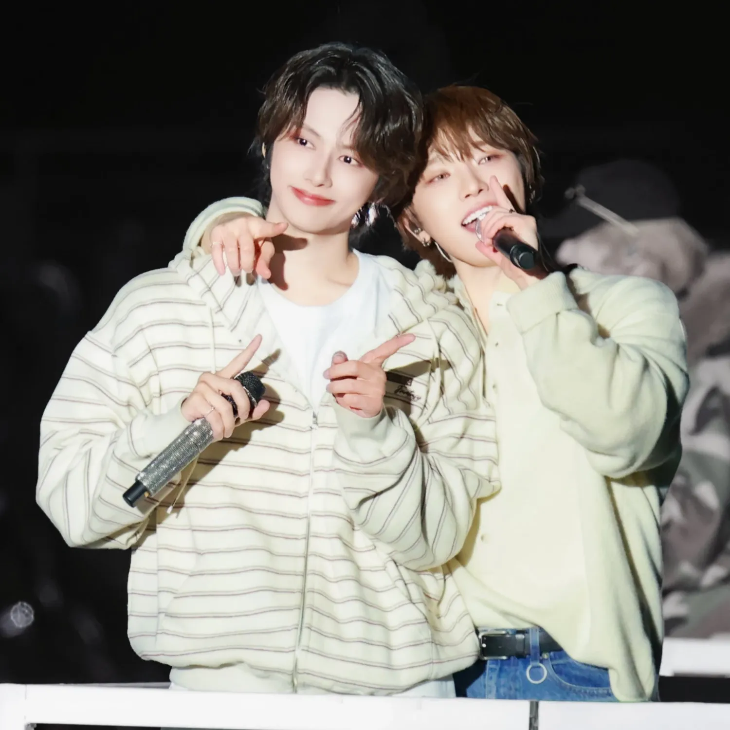 SEVENTEEN的最新照片