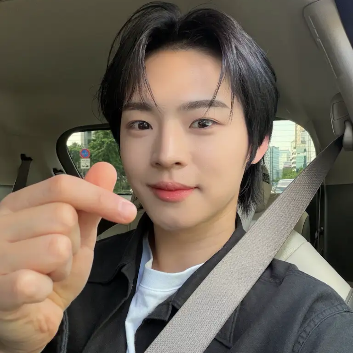 Recent activity shot of Hyojin (ONF)