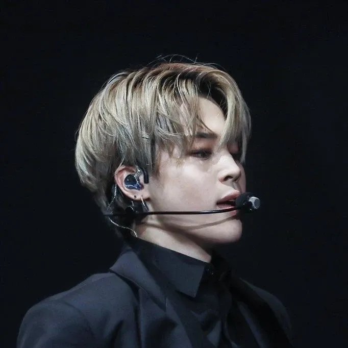 지민 (방탄소년단)의 비하인드 컷