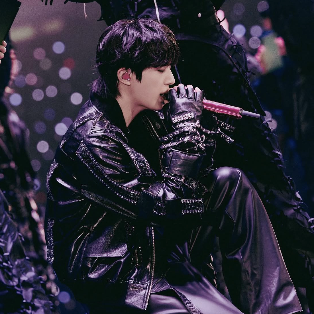 Foto aktivitas terbaru Jin (BTS)