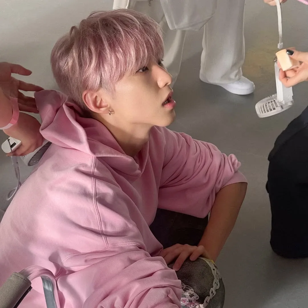 Latest photo of Hoshi (SEVENTEEN)