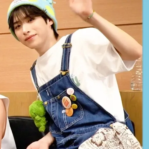 A moment captured by ONEUS's fan