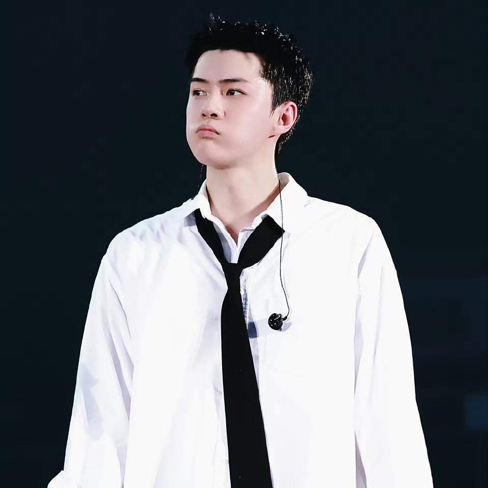 A moment captured by Sehun (EXO)'s fan