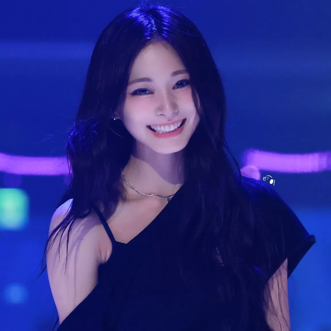 Potret di balik layar TWICE