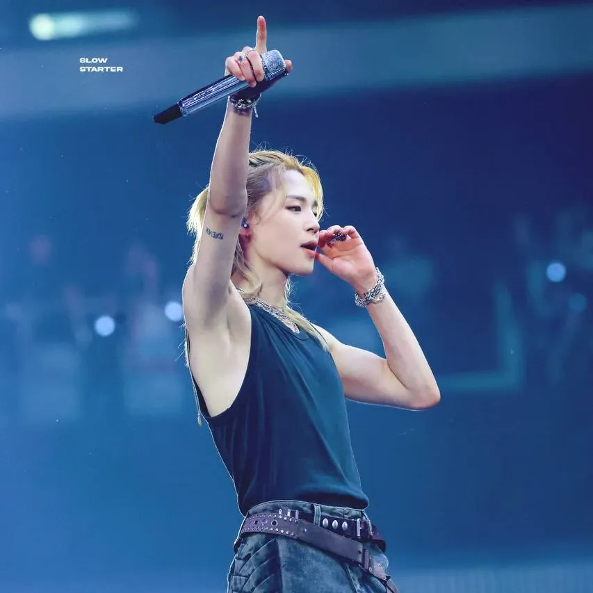 Foto aktivitas terbaru Jimin (BTS)