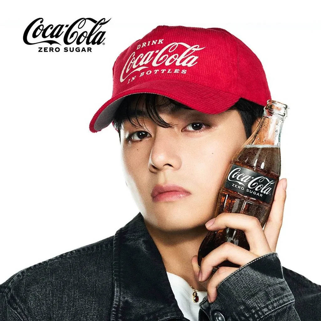 뷔 (방탄소년단) 최근 활동샷