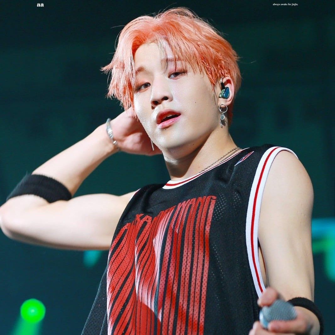 Behind-the-scenes cut of Jinjin (ASTRO)