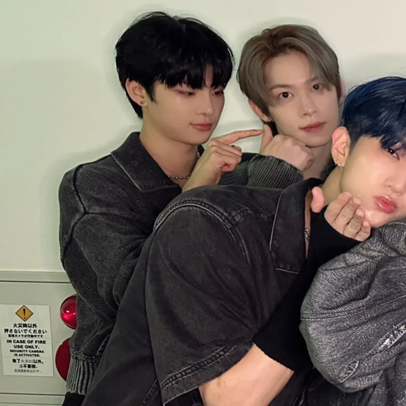 A moment captured by YOUNITE's fan