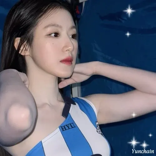 A moment captured by Shuhua (i-dle)'s fan