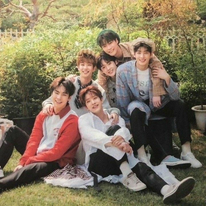 아스트로 최근 활동샷
