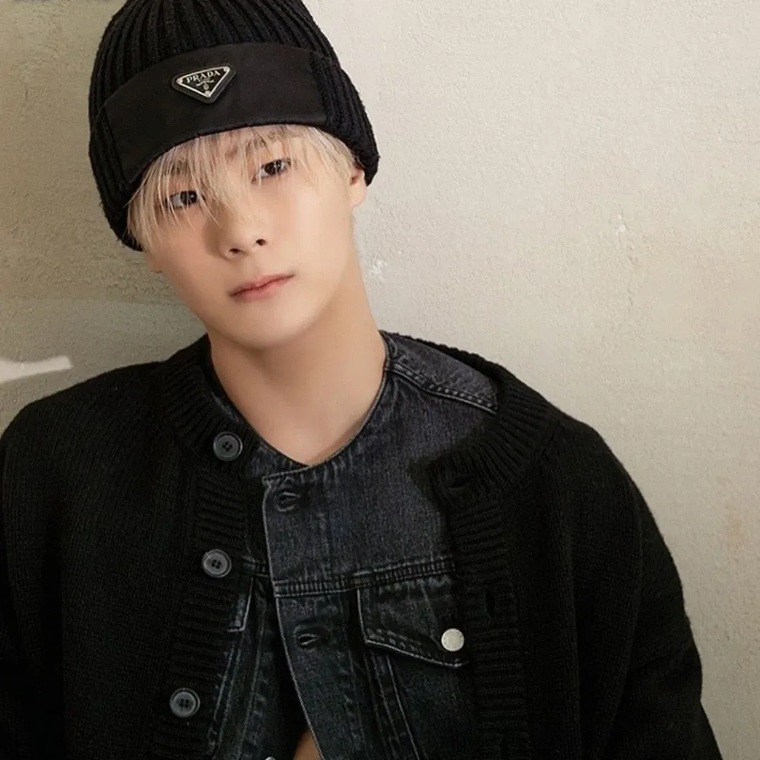Behind-the-scenes cut of Moonbin (ASTRO)
