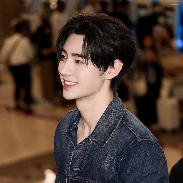 성훈 (ENHYPEN)의 최신 사진