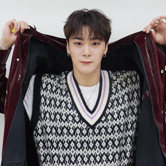 Behind-the-scenes cut of Moonbin (ASTRO)